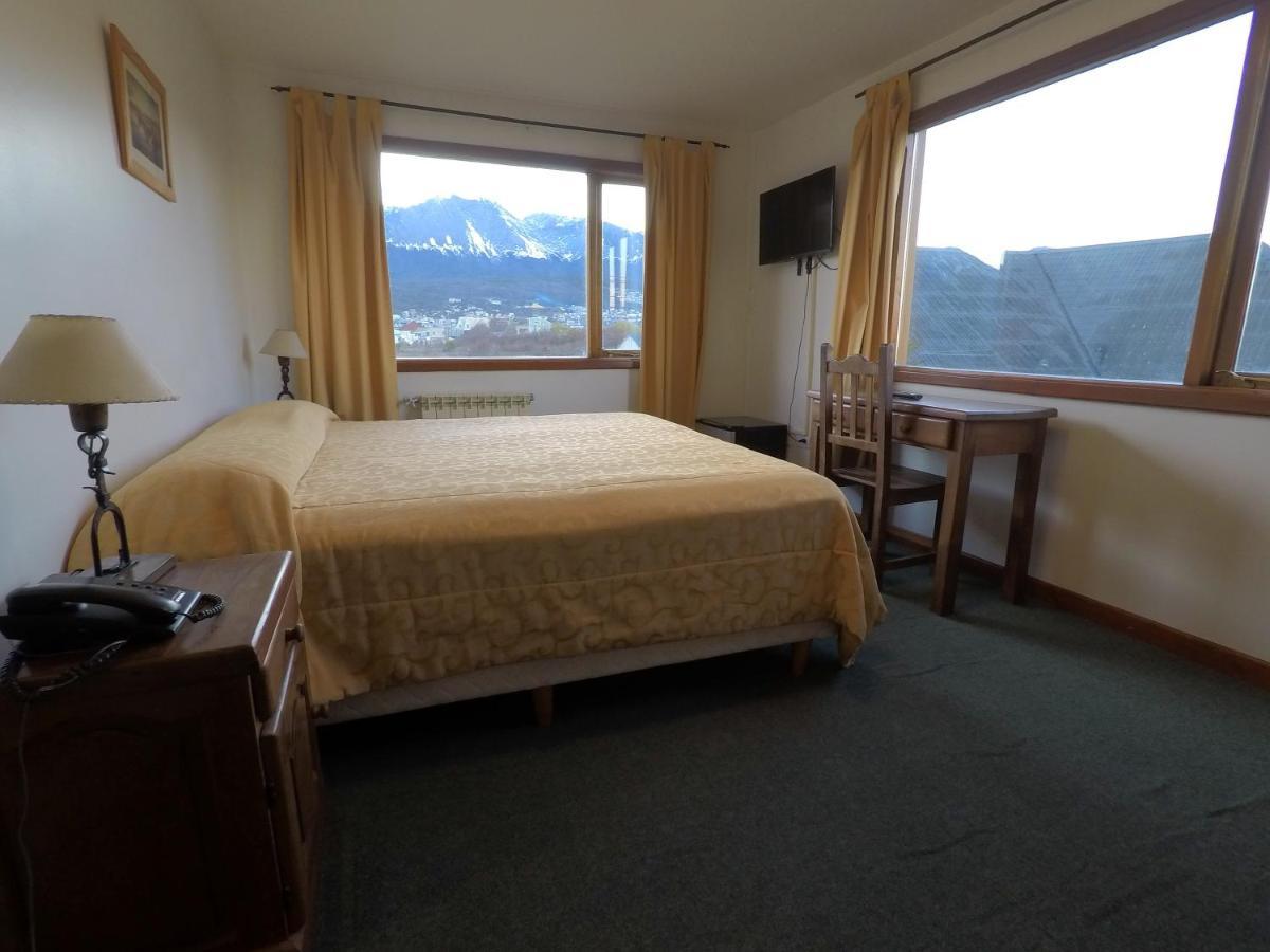 Oikos Hotel Ушуая Екстериор снимка