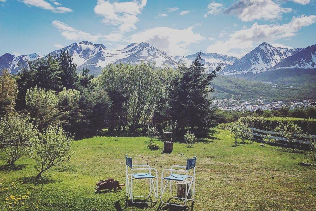 Oikos Hotel Ушуая Екстериор снимка