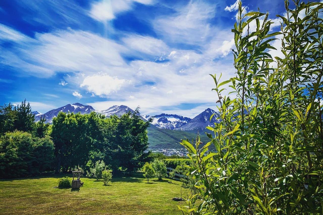 Oikos Hotel Ушуая Екстериор снимка